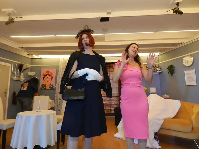 Johanna Gösswein,Alexandwea Fleischl spielte mutter und tochter in der Komödie | Foto: Heribert Punz