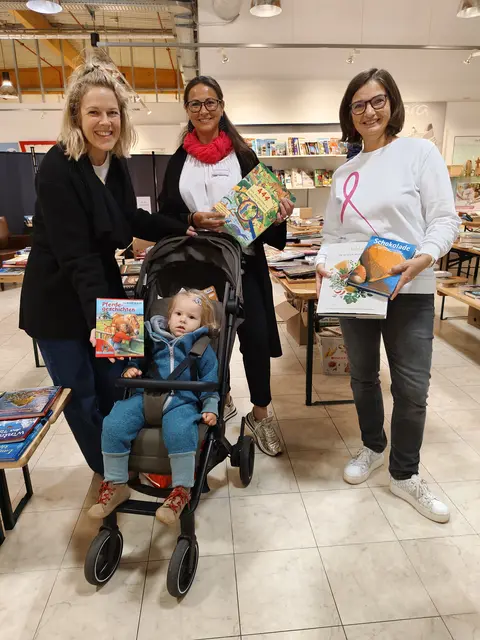 Bereits für die Kleinsten standen zahlreiche Bilderbücher zur Verfügung. 