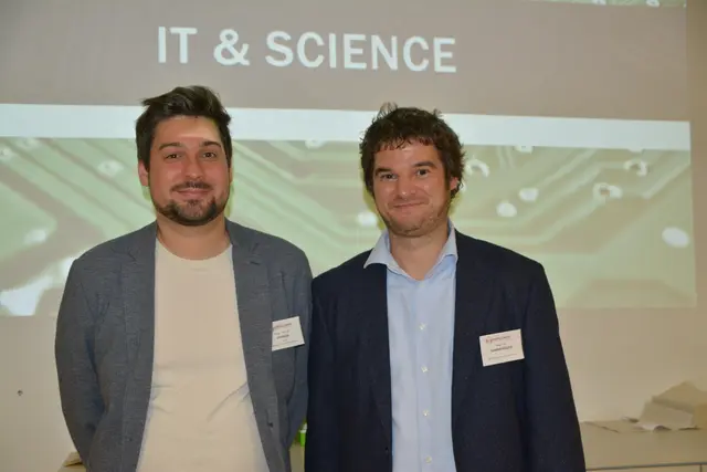 Im Informatikraum programmierten Kinder Micro:Bits und erforschten das Innere eines Computers. | Foto: Rosenberger Victoria