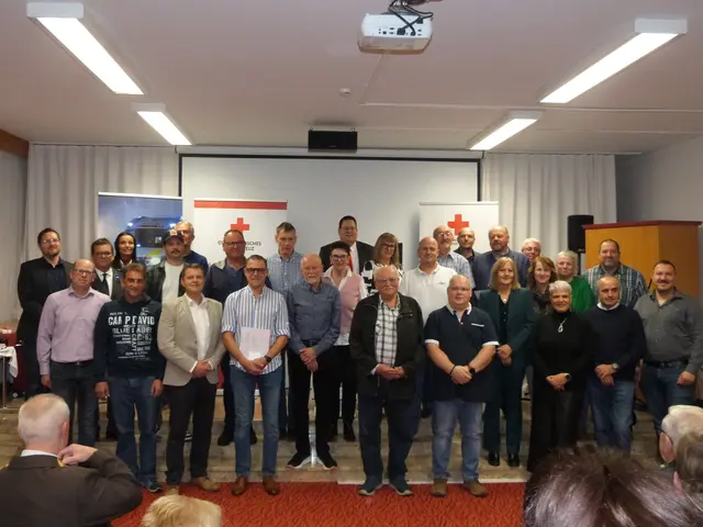 25 Blutspenderinnen und Blutspender wurden im Sporthotel Kurz vom Roten Kreuz für ihre guten Taten ausgezeichnet! | Foto: Vanessa Wittmann