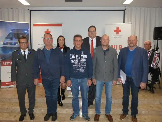 Rund 90 Gäste folgten der Einladung des Roten Kreuzes zur feierlichen Ehrung langjähriger Blutspenderinnen und Blutspender des Bezirks Oberpullendorf.  | Foto: Vanessa Wittmann