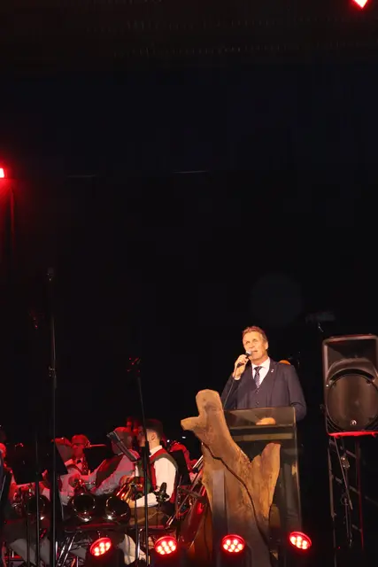 Martin Ebster moderierte durch den Abend.  | Foto: Elisabeth Zangerl