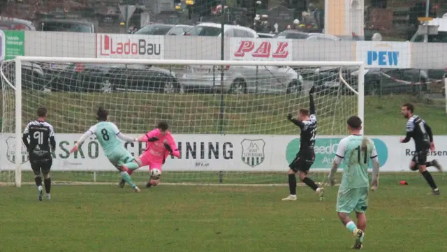 Csanad Hera fixierte den 2:2 Ausgleich für Schlaining (87.) | Foto: Peter Seper