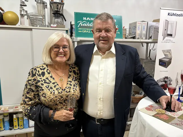 Renate Nagler und Partner Robert Postl feiern 55 Jahre Firmengeschichte. | Foto: MeinBezirk/Gerda Sammer-Schmidt