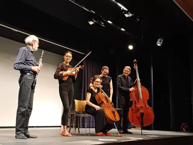 Ils Fränzlis da Tschlin, Weltmusik aus dem Engadin  | Foto: Monika Hammerl