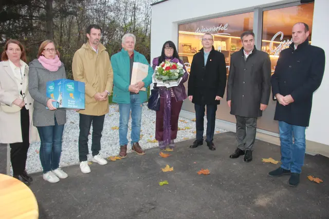 Große Feier bei der Eröffnung des Georgimarktes. | Foto: Raimund Mold
