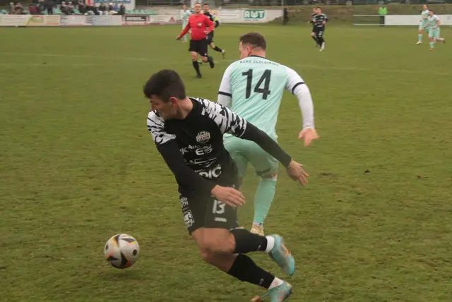 Ein rasantes und spannendes Topspiel der 2. Liga Süd sahen 300 Zuschauer in Schlaining. | Foto: Peter Seper