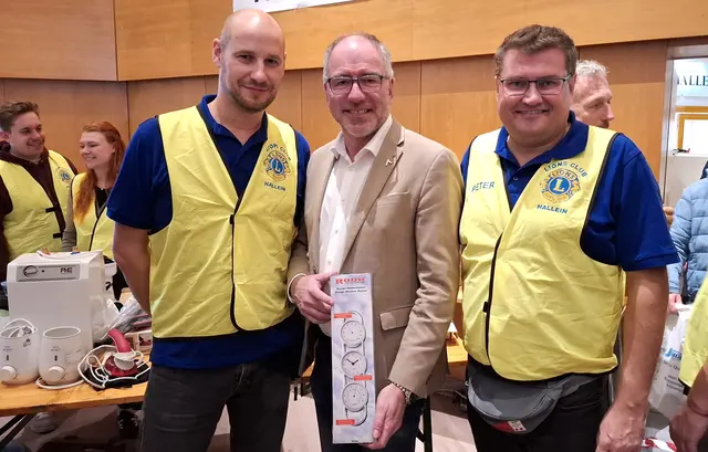 Christopher Habersatter, Bgm. Alexander Stangassinger, Peter Dioszeghy. | Foto: Josef Wind