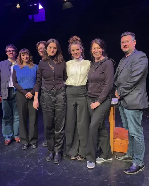 Anja Jemc, Niklas Knüpling, Thorben Meißner, Marthe Lola Deutschmann, Georg Kandolf, Katharina Brunner und Marie Rötzer. | Foto: Landestheater Niederösterreich