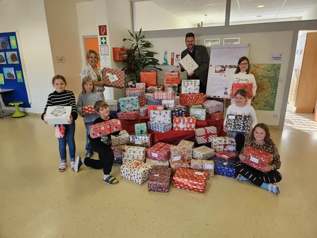 Die Volksschüler nahmen an der Weihnachtspackerlaktion teil. | Foto: Privat