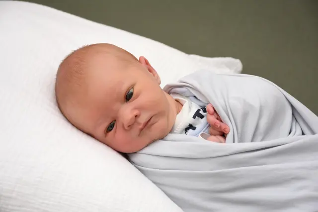 Name: Liam
Geburtsdatum: 07.11.2025
Gewicht: 3.820 g
Größe: 52 cm
Eltern: Michaela Studeny und Lukas Steiner aus Fürstenfeld | Foto: Babysmile