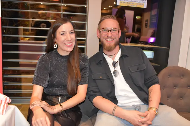 Waren auch im Hotel Stubai Nachbarn: Lea Kathrein (Lea Schmuck und Uhren) und Tom Geir (Optik Geir)  | Foto: Kainz