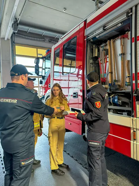 Am Samstag, dem 15. November 2025, fand in Tamsweg die Abnahme des Feuerwehrjugendleistungsabzeichens (FJLA) in Gold statt. | Foto: BSBÖ OVI Keidel Thomas