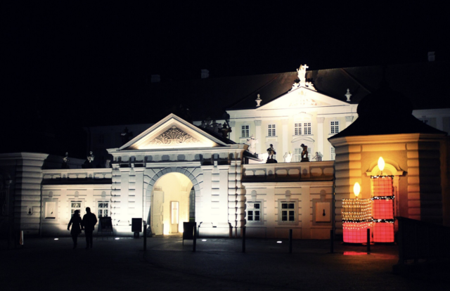 Bald erstrahlt das Herzogenburger Stift wieder in weihnachtlichem Glanz: Bei ausgelassener Stimmung wird auch an Sicherheit gedacht. | Foto: MeinBezirk