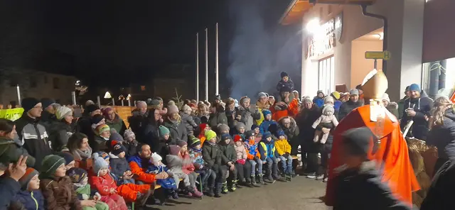 Seit 2004 konnten mit dem Adventfenster insgesamt rund 200.000 Euro gesammelt werden. | Foto: Siedlerverein