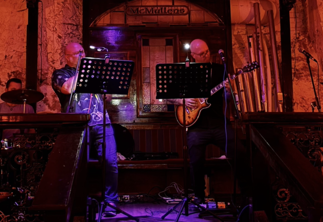 Die Weihnachts-Session im McMullens geht bei freiem Eintritt über die Bühne. | Foto: Privat