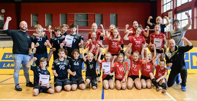 Die erfolgreichen U14-Teams. | Foto: Julian Haghofer