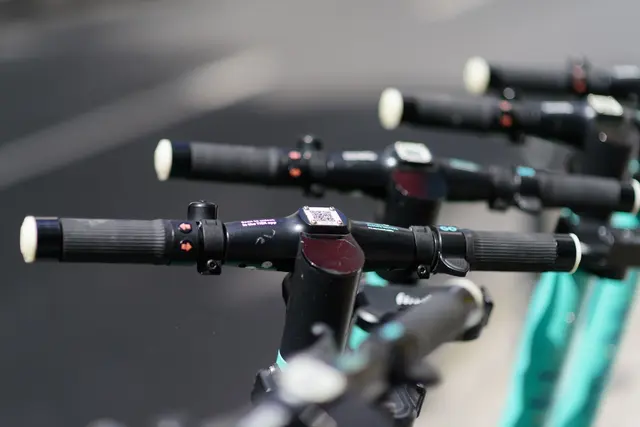 Besonders ist die Zahl der Toten bei Unfällen mit Fahrrädern, E-Bikes und E-Scootern gestiegen. (Symbolfoto) | Foto: Pixabay