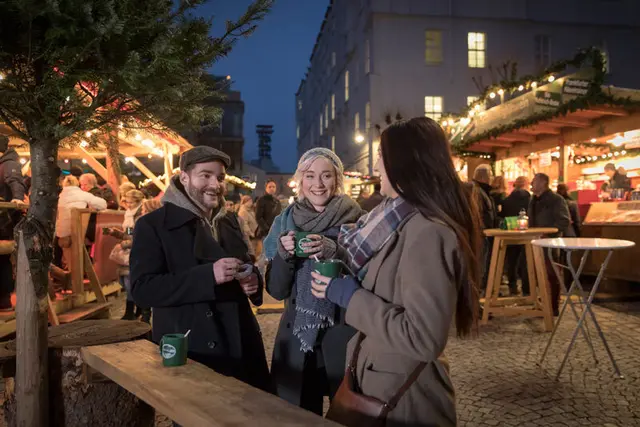 Stimmungsvoll und gemütlich geht es am Weihnachtsmarkt am Pfarrplatz zu. | Foto: Robert Josipovic