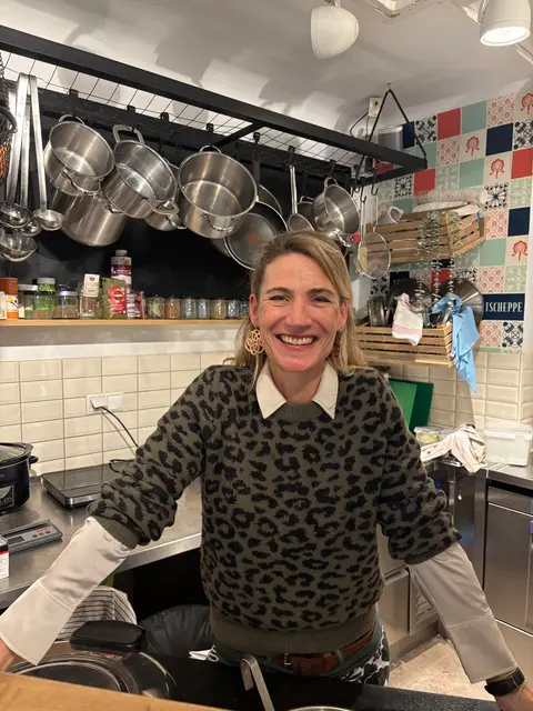 Seit 2018 betreibt Vollblut-Gastronomin Katharina Tengler-Tscheppe das "Tscheppe ums Eck". | Foto: MeinBezirk/Martina Maros-Goller