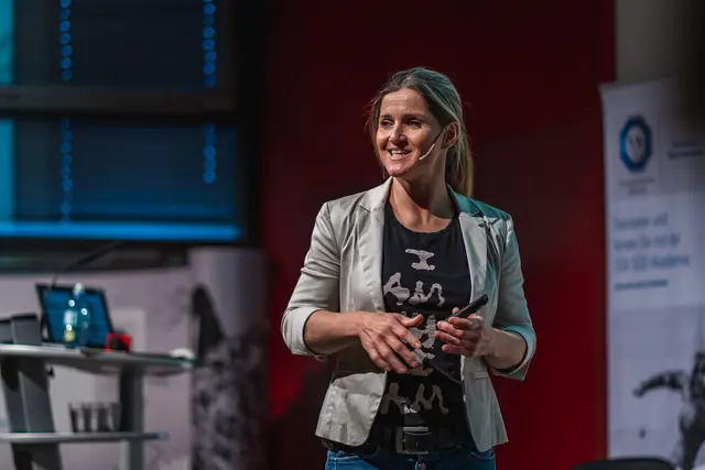 Lizz ist vor Kurzem auch unter die Autoren gegangen. | Foto: TÜV Süd Steiermark