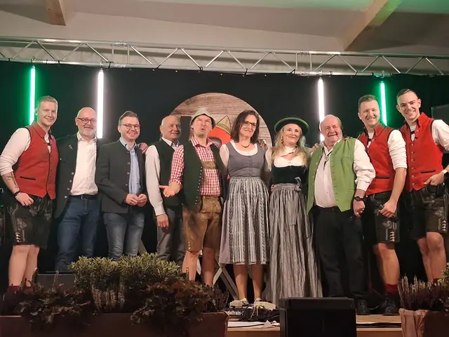 In Ligist: Kevin Reiter, Michael Münzer, Ewald Marco Münzer, Martin Kramer, Christian Gruber, Anja Mayer, Sarah Sidar, Karl Christandl, David Traumüller und Marcus Zettl | Foto: Gottfried Reyer