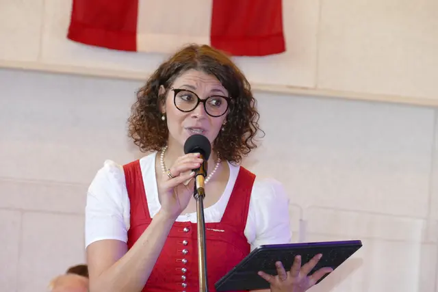 Sprecherin Isabell Faustner | Foto: Putz