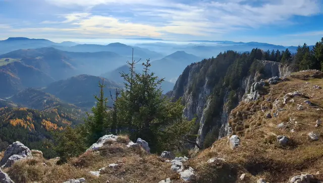 ....einfach HERRLICH dieser Blick von der Roten Wand.