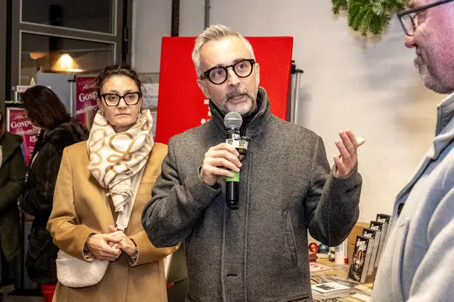 Caritas-Geschäftsführer Andrea Schmid und Kurt Sonneck betonen die besondere Bedeutung der Aktion – und wie wichtig es ist, ein starkes Zeichen der Solidarität zu setzen. | Foto: Adi Aschauer