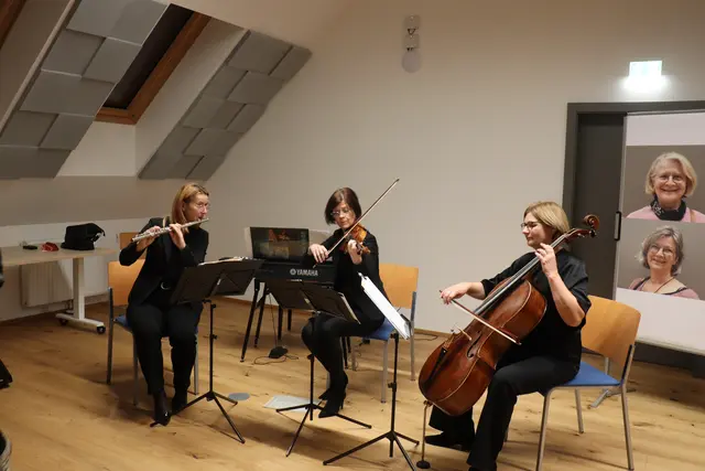 Das Trio Frizzante sorgte für die musikalische Untermalung. | Foto: akzente