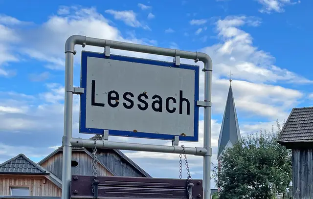 (Archivfoto) Die Ortstafel der Gemeinde Lessach im Lungau, Bundesland Salzburg. | Foto: pjw