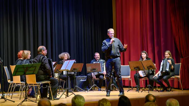 Begrüßung durch Bernhard Rotter | Foto: Bernhard Wieczorek