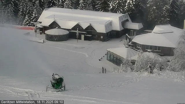 Blick auf die Gerlitzen Mittelstation. | Foto: Bergfex