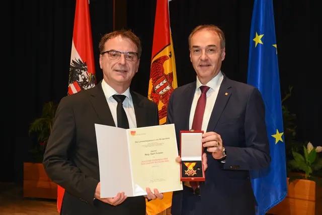 Gert Polster wurde das Goldene Ehrenzeichen des Landes verliehen. | Foto: Landesmedienservice Burgenland/Gregor Hafner