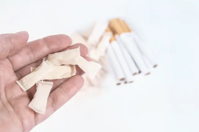Eine neue Gesetzesnovelle macht Nikotinbeutel künftig um rund 50 Cent pro Dose teurer. (Symbolfoto) | Foto: stock.adobe/Liudmila 