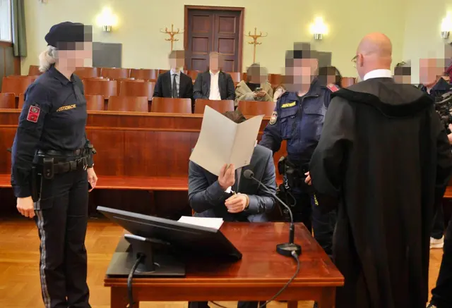 Der Angeklagte bekannte sich nicht schuldig. | Foto: Sascha Trimmel