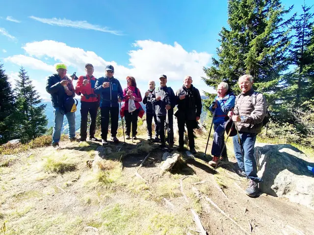 Die Kaindorfer Mittwochsrunde nutzt jede Gelegenheit, um neue Wanderstrecken zu erkunden. | Foto: Mittwochsrunde