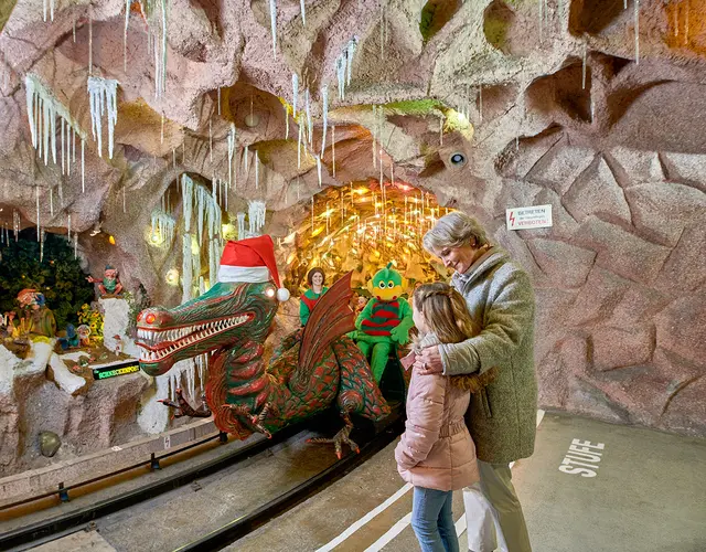 Im Advent bietet die Grottenbahn am Pöstlingberg ein abwechslungsreiches Programm. | Foto: Linz AG