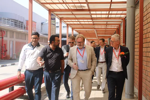 Oberösterreichische Wirtschaftsdelegation bei ihrem Besuch im KTM-Werk in Pune, Indien.