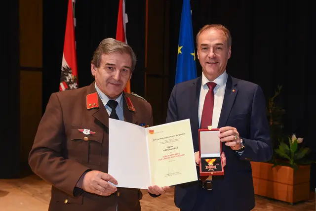 Edwin Lex aus Mogersdorf wurde mit dem Verdienstkreuz des Landes geehrt.  | Foto: Landesmedienservice Burgenland/Gregor Hafner