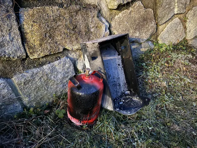 In einem Rohbau in Reith im Alpbachtal kam es zu einer Verpuffung, die einen Feuerwehreinsatz auslöste. | Foto: Zoom.Tirol
