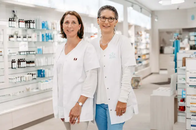 Andrea Karner (l.) und Tanja Konder (r.) , Gründerinnen der Balance Apotheke, feiern fünf Jahre Jubiläum. | Foto: Agentur SWR