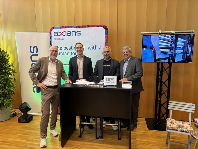 Beim LSZ CIO Kongress vor Ort: Roland Günhartinger, Sales Director von Axians, Mirko Stoffel, Head of Business Consulting for AI Axians, Armin Hofer, IBM Technology Senior Sales AI &amp; Data, Georg Hanzer, Key Account Manager Axians (von links).