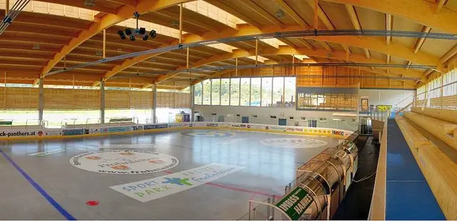 Die offene Bauweise der Eishalle lasse nur einen Neubau zu, ansonsten soll es eine Trendsportanlage werden. | Foto: privat