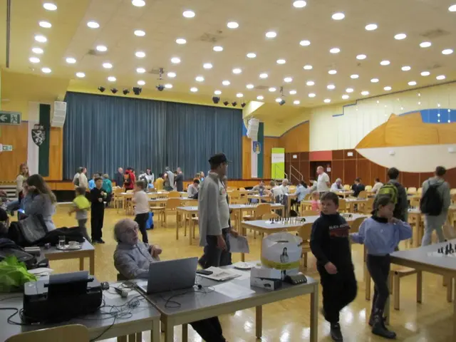 Jung und Alt versammelte sich im Kindberger Volkshaus um den Schachmeister zu finden. | Foto: Schachklub Kindberg