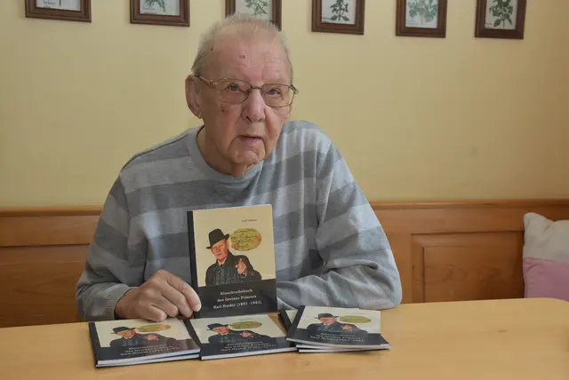 Die szenische Lesung "Der Barbier des Herzogs" mit Christoph Lettner und Christian Hochgatterer begeisterte. Karl Haider jun., verstorben 2025.  | Foto: Zinterhof