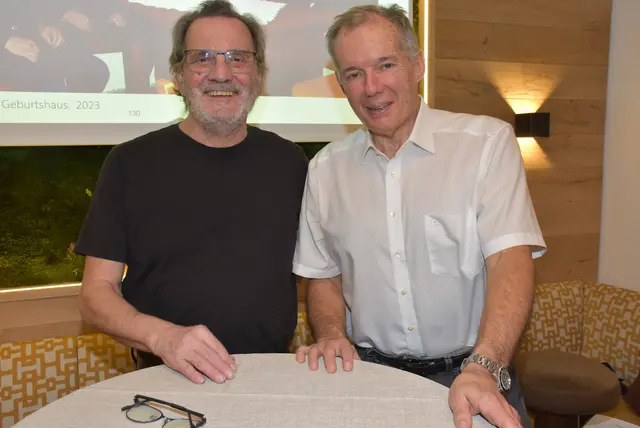 Die szenische Lesung "Der Barbier des Herzogs" mit Christoph Lettner und Christian Hochgatterer begeisterte. | Foto: Zinterhof