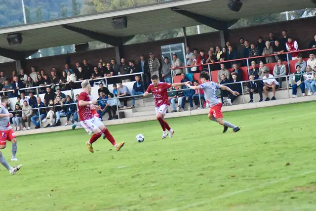 Zwölf Saisontore von Gregor Grubisic (Mitte), acht Tore von Matej Hoic (l.): Großkleins Offensive rauscht durch die Oberliga. | Foto: MeinBezirk/Simon Michl
