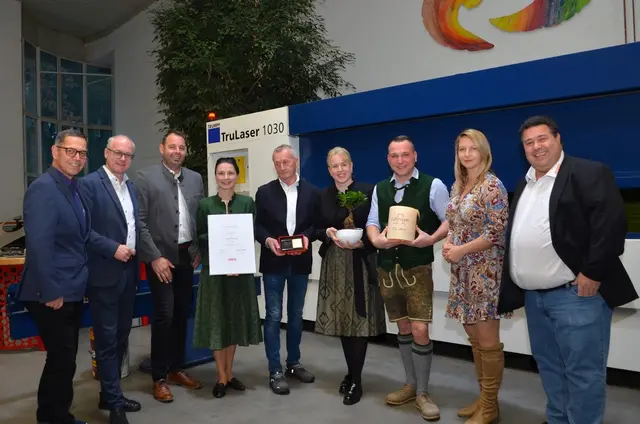Hans Moser, Günther Baschinger, Christian Gmundner, Julia, Hans, Verena und Markus Edtmayer, Nadine Humberger und Jochen Lidauer. | Foto: WKO Grieskirchen