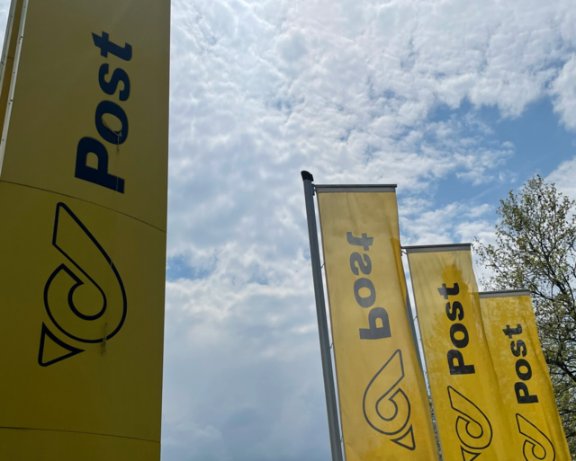 Anstelle flächendeckender Postämter seien in vielen Regionen zunehmend Postpartnerstellen zu finden, die oft von privaten Anbietern oder den Gemeinden betrieben werden.  | Foto: MeinBezirk